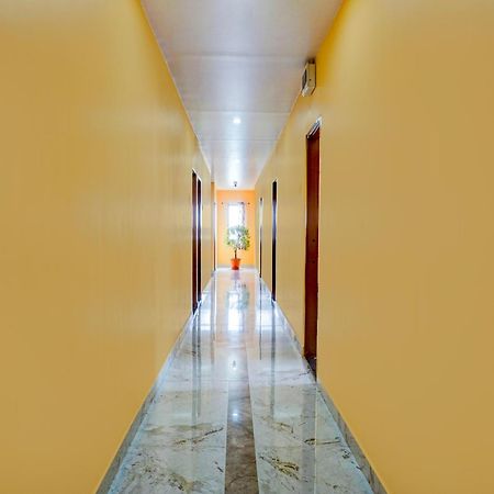 Spot On Hotel Shree Samarth Lodging Kolhapur Exterior foto