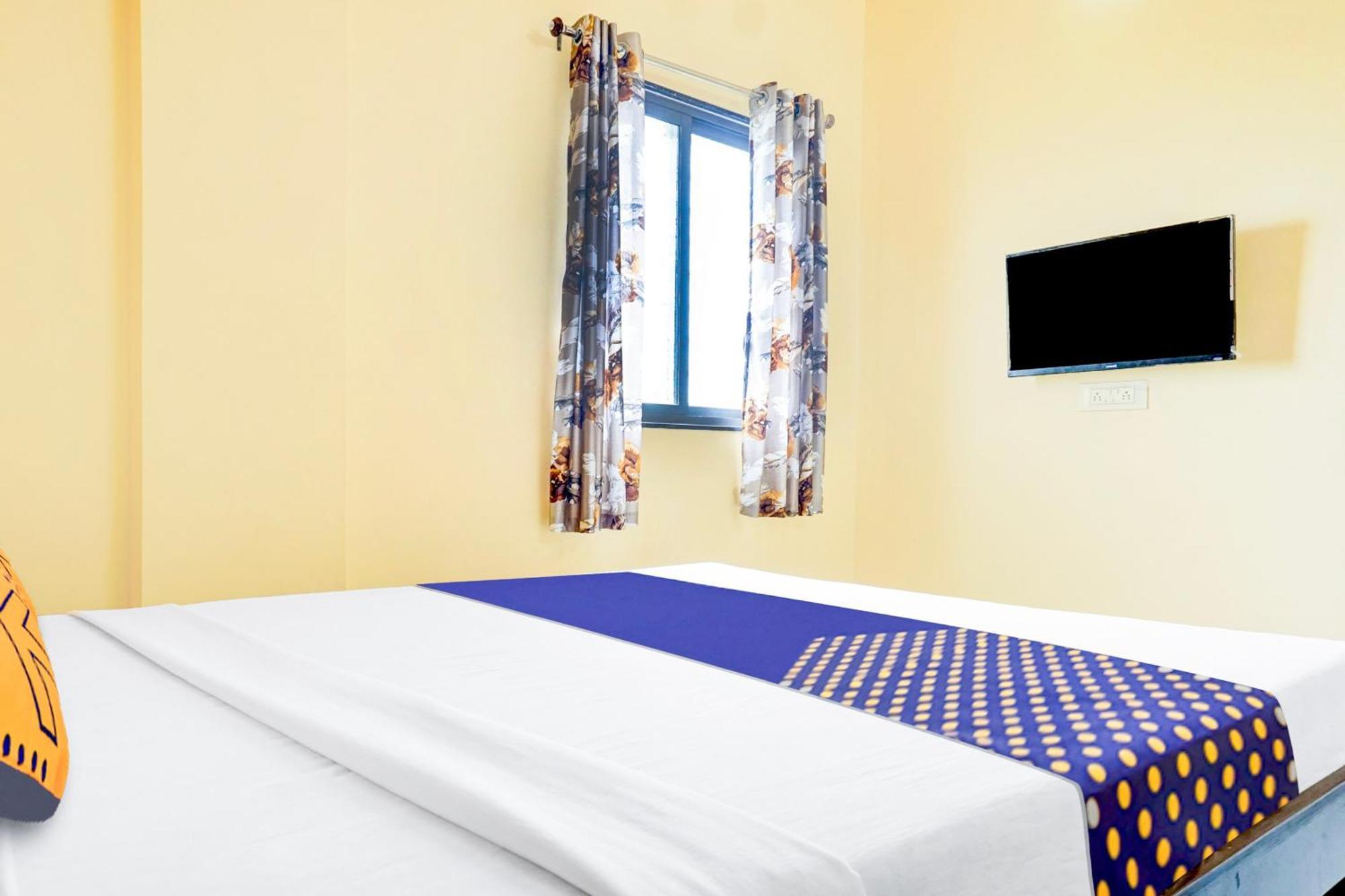 Spot On Hotel Shree Samarth Lodging Kolhapur Exterior foto